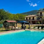 La Sorgente Del Subasio Apartamento