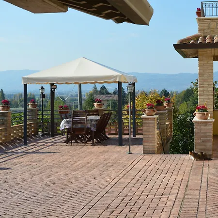 La Sorgente Del Subasio דירה